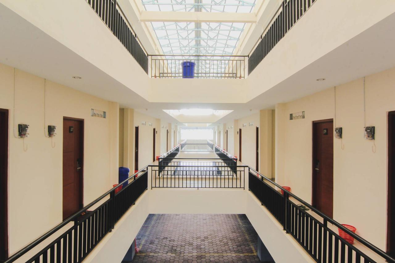 D'Paragon Seturan 4 Maguwo Kültér fotó